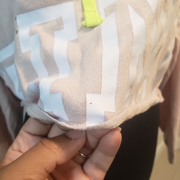 PINK Victoria’s Secret Dusty Pink Cropped Hoodie - Picture 7 of 10